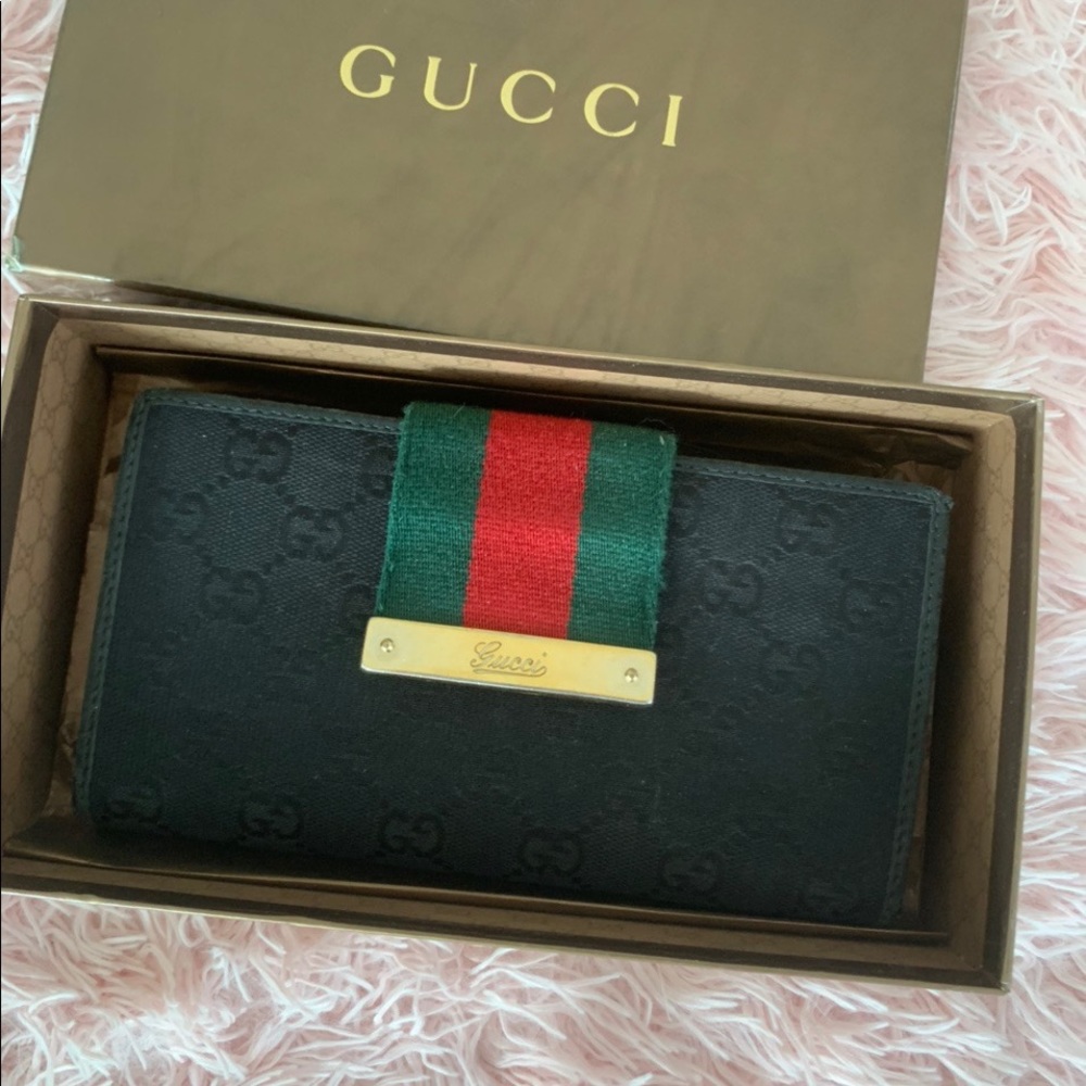 Gucci wallet